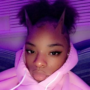 Meet your Posher, Destiney